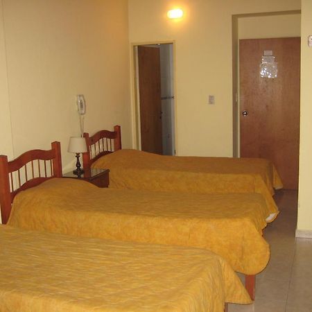 Hotel Colonial Buenos Aires Oda fotoğraf
